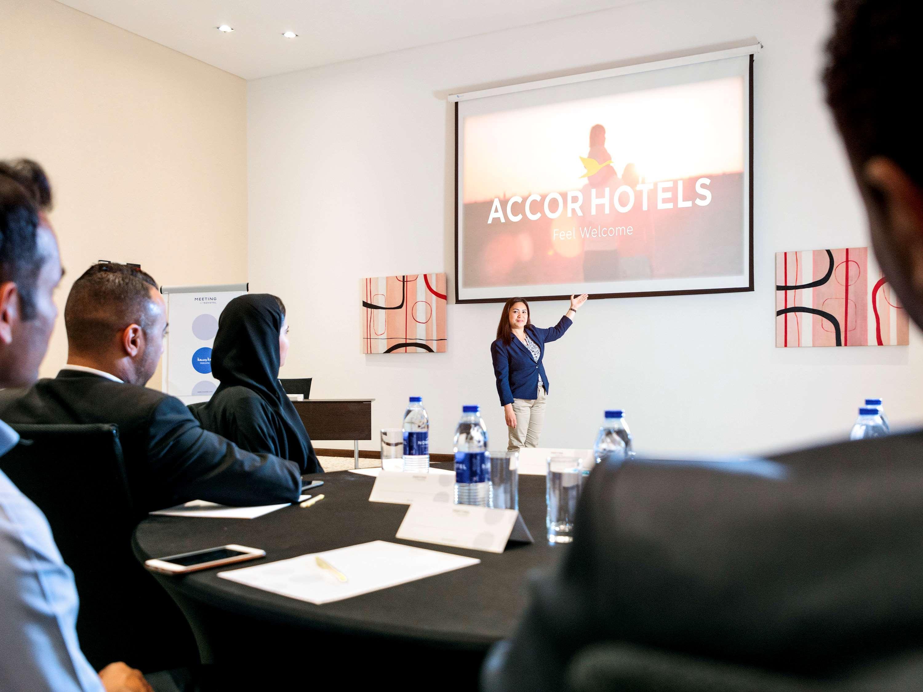 Novotel Abu Dhabi Gate Eksteriør bilde